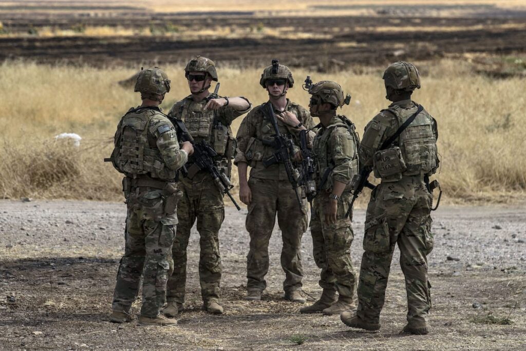 الولايات المتحدة تسيطر على 90٪ من نفط سوريا عناصر من القوات الأمريكية في سوريا