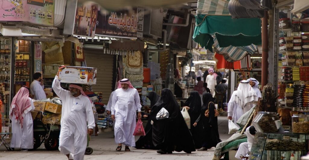 المساعي الحثيثة التي يبذلها ولي العهد السعودي نحو الانفتاح الاجتماعي والإصلاح الاقتصادي فشلت