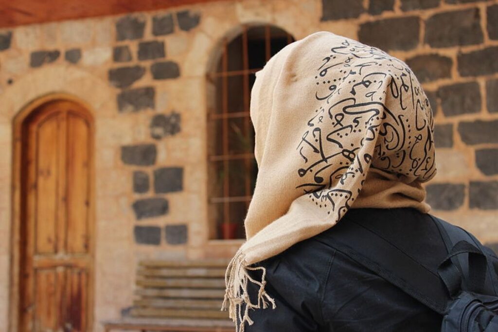 تبحث النساء عن طرق منخفضة التكلفة "لإثبات" العذرية