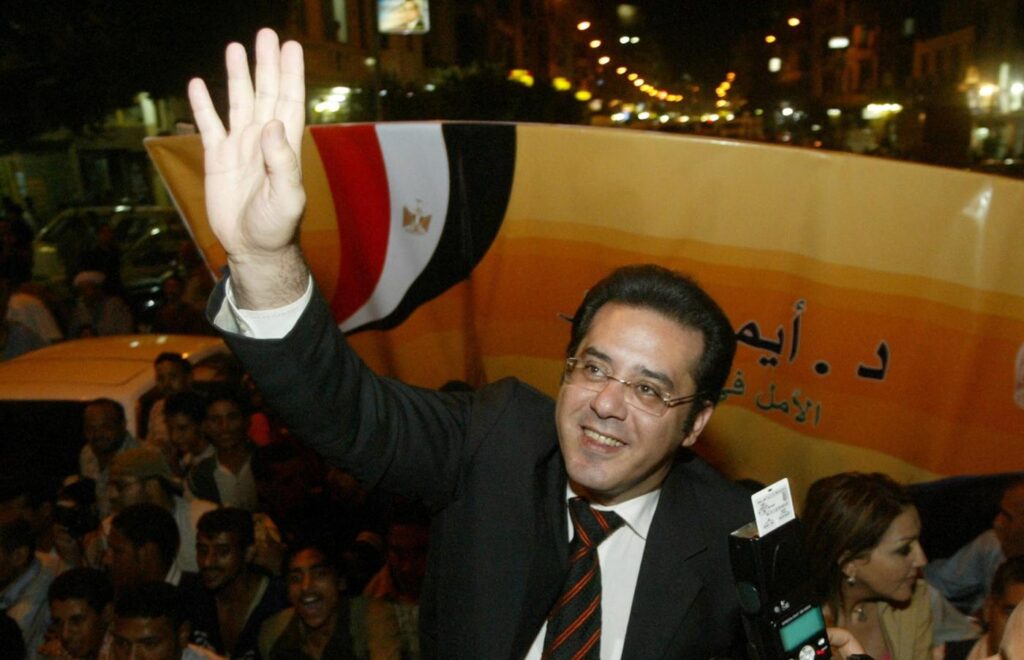 المعارض المصري أيمن نور