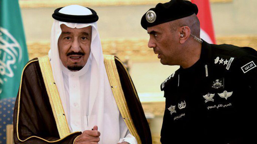 عبد العزيز الفغم مع الملك سلمان